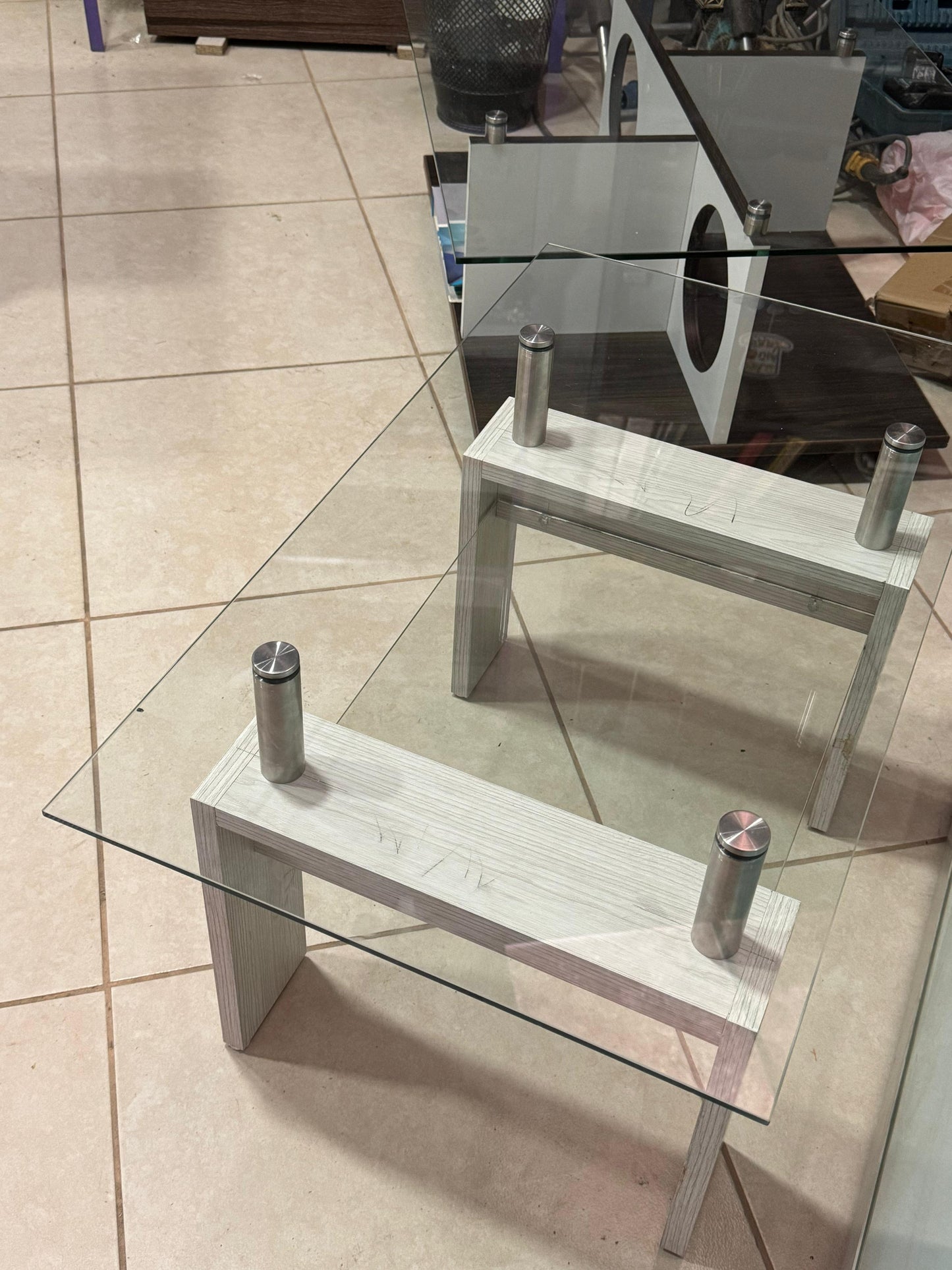 Mesa Doble vidrio de 68x42x42cm de alto